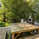 Modern Apartment In Schwalefeld With Garden