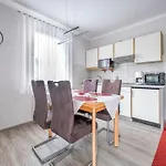 Apartment Modern Apartment In Schwalefeld With Garden Willingen (Upland)
