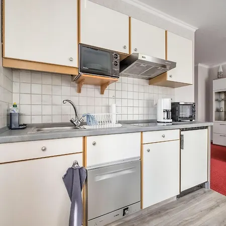 Modern Apartment In Schwalefeld With Garden