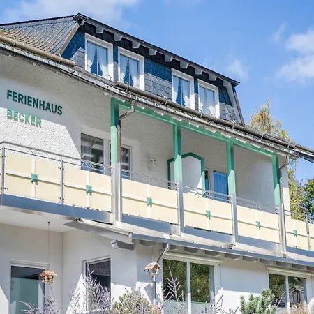 Modern In Schwalefeld With Garden