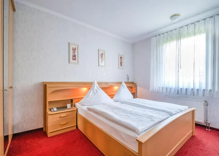 Modern In Schwalefeld With Garden Apartamento