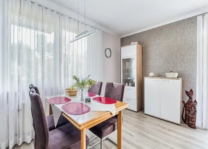 Apartamento Modern In Schwalefeld With Garden