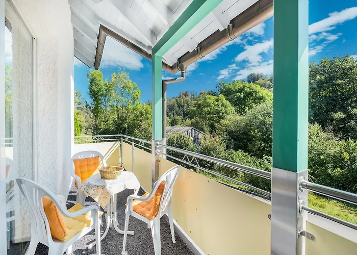 Modern In Schwalefeld With Garden