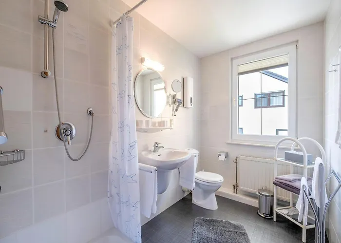 Modern In Schwalefeld With Garden Apartamento Willingen (Upland)