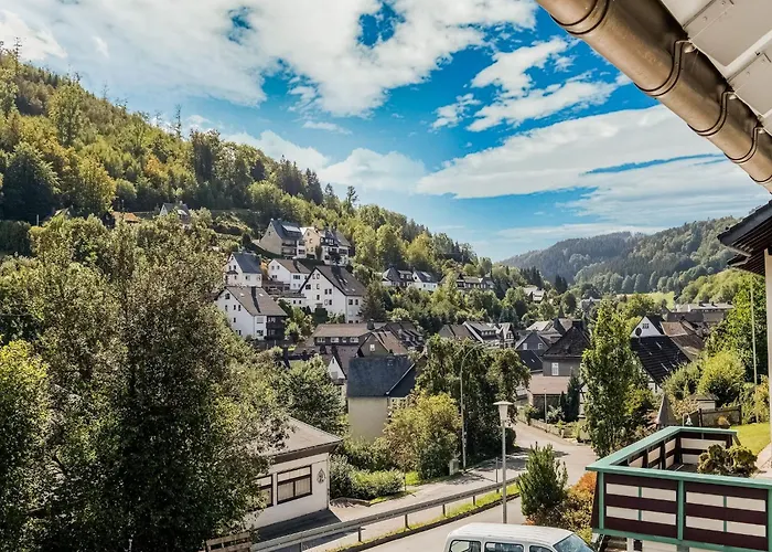 Apartamento Modern In Schwalefeld With Garden